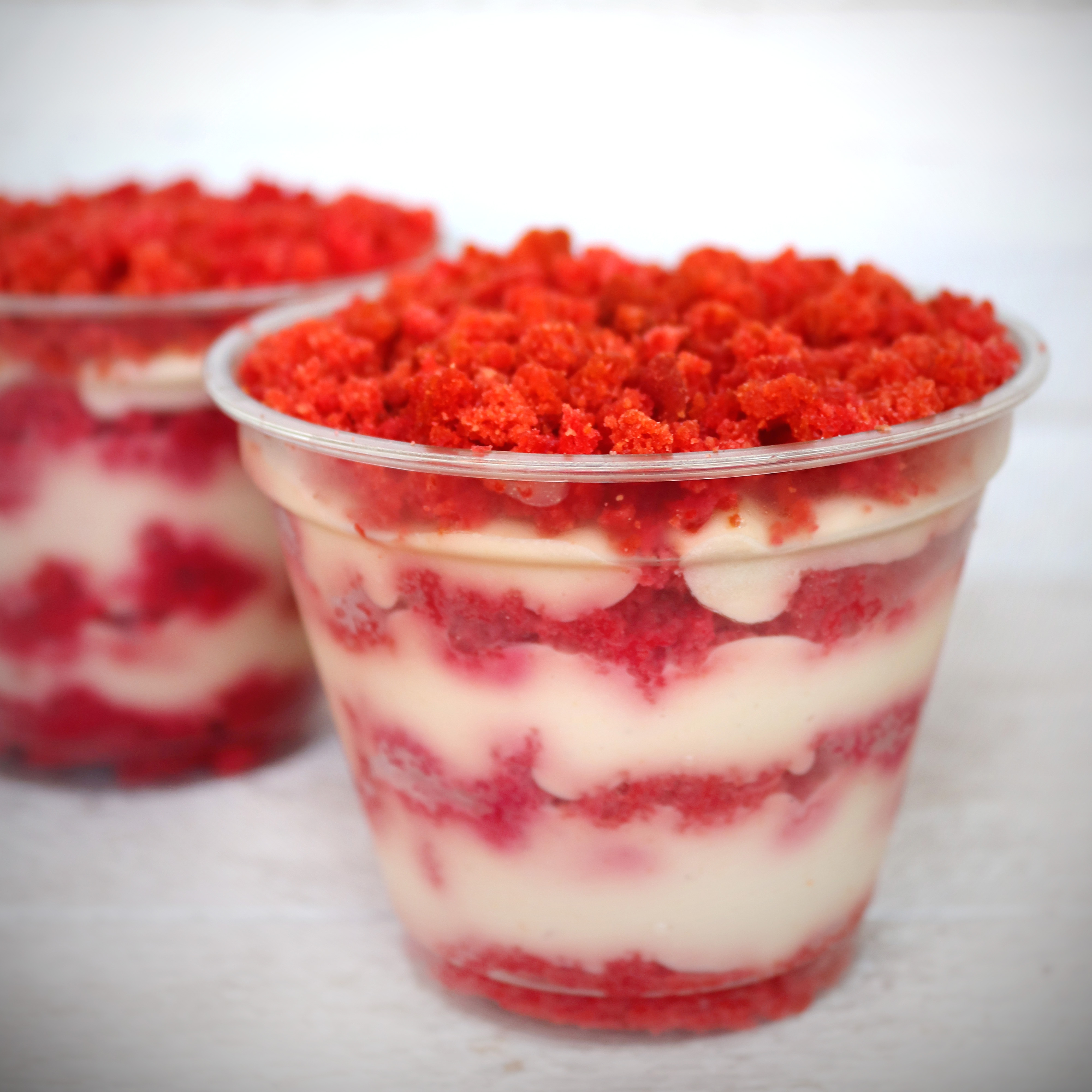 Sarkanais samts, 2 gab.