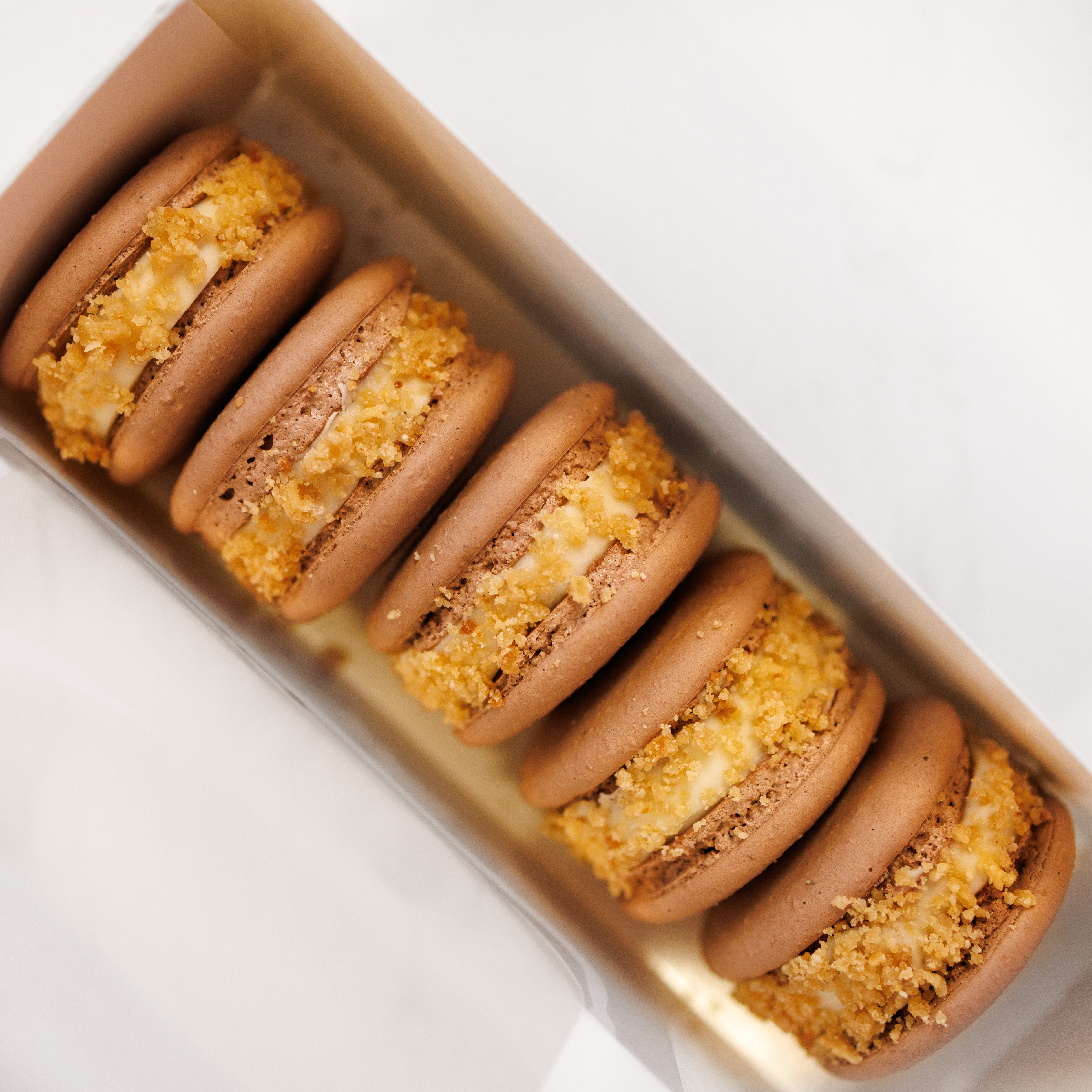 Snickers macarons, 10 gab.